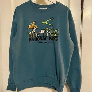 Parks Project frog sweatshirt. Fun graphic.